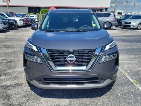 Certified 2023 Nissan Rogue SV w/ SV Premium B Package FWD image 2