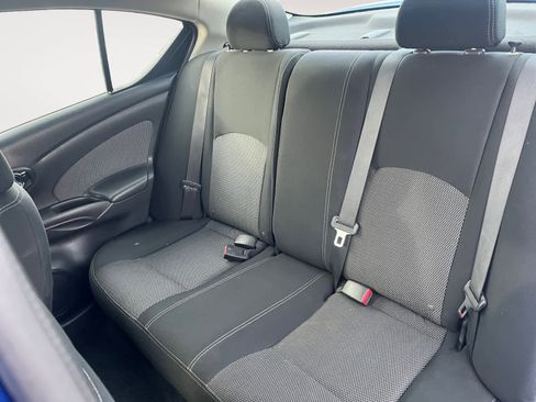 Used 2015 Nissan Versa SL image 13