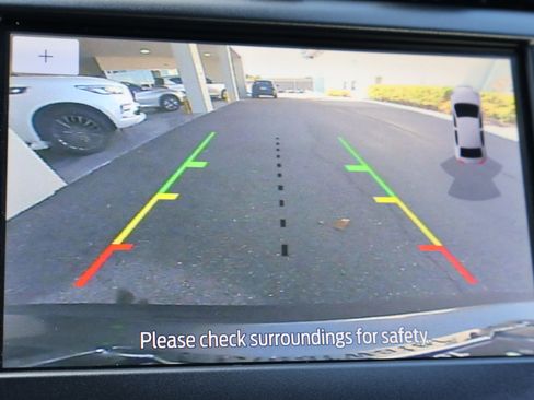 Used 2020 Ford Fusion SE image 4