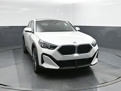 New 2026 BMW X2 xDrive28i w/ Convenience Package image 22