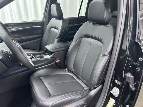 New 2026 Jeep Grand Cherokee Limited AWD/4WD image 8