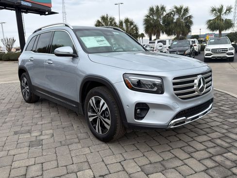 New 2026 Mercedes-Benz GLB 250 image 6