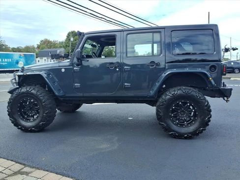 Used 2016 Jeep Wrangler Unlimited Sport w/ Connectivity Group image 6