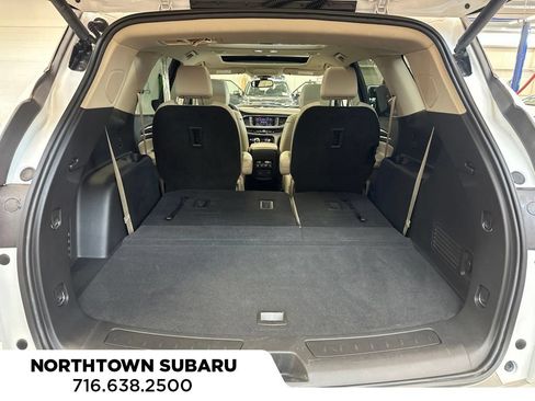 Used 2021 Buick Enclave Essence w/ Sound and Sites Package AWD/4WD image 26