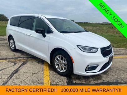 Certified 2024 Chrysler Pacifica Touring-L