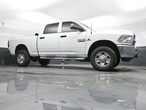 Used 2018 RAM 2500 Tradesman w/ Chrome Appearance Group image 44