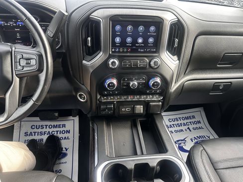 Used 2021 GMC Sierra 1500 Denali w/ Denali Ultimate Package image 10