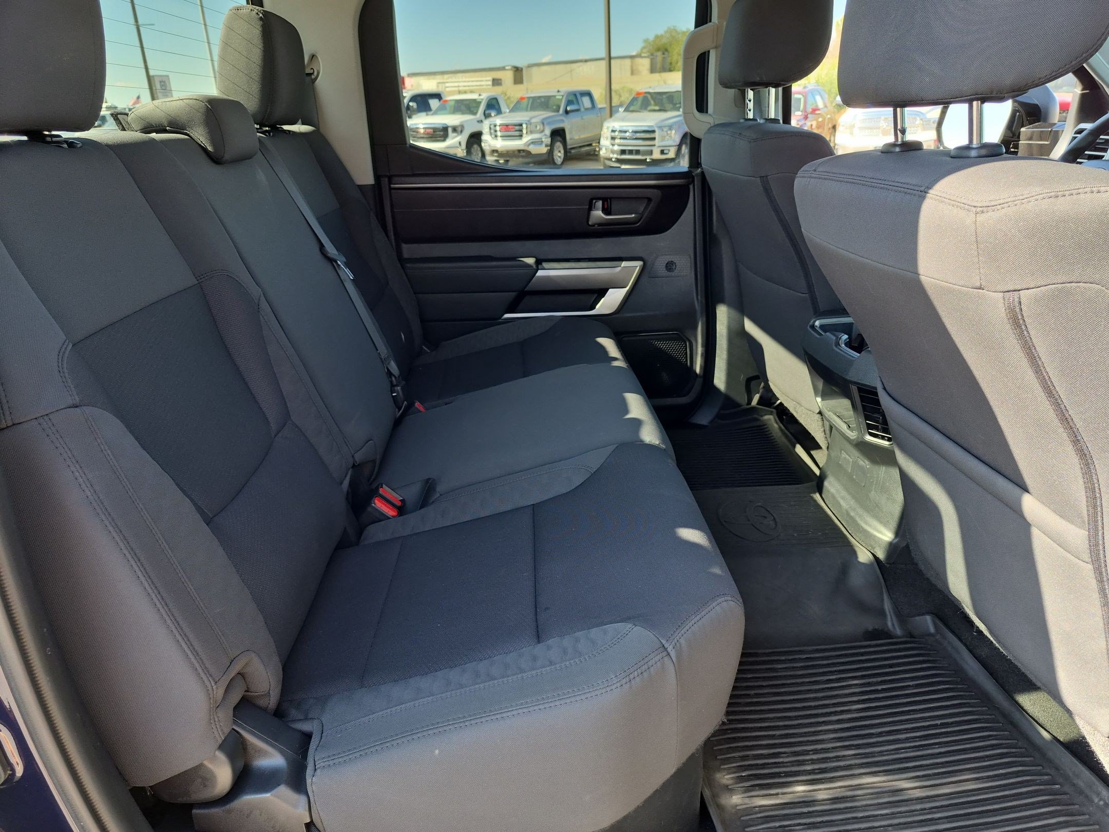 Used 2023 Toyota Tundra SR5 w/ SR5 Convenience Package AWD/4WD image 29