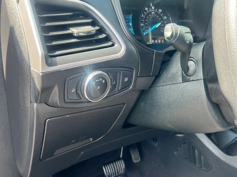 Used 2023 Ford Edge SE AWD/4WD image 14