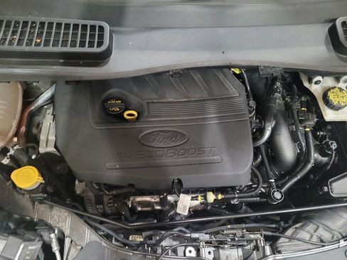 Used 2017 Ford Escape SE w/ Equipment Group 201A AWD/4WD image 30