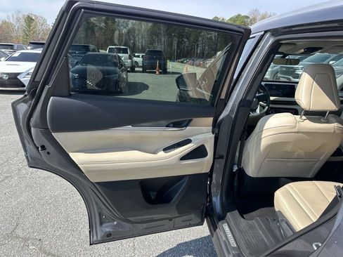 Used 2023 INFINITI QX60 Luxe image 25