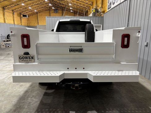 Used 2017 Ford F350 XL w/ Power Equipment Group AWD/4WD image 8