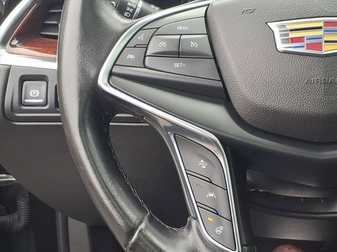 Used 2019 Cadillac XT5 Luxury image 12