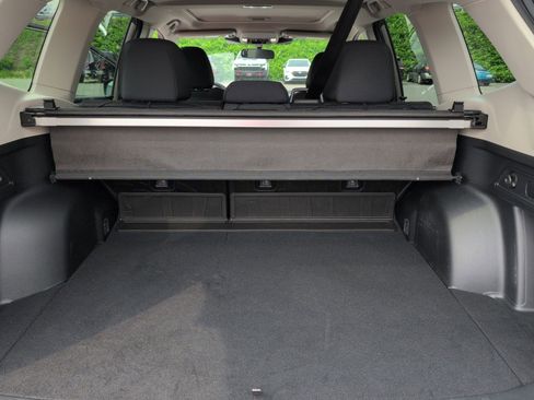Used 2022 Subaru Forester Premium image 25