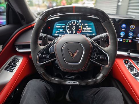 Used 2023 Chevrolet Corvette Z06 w/ Z07 Performance Package RWD image 6
