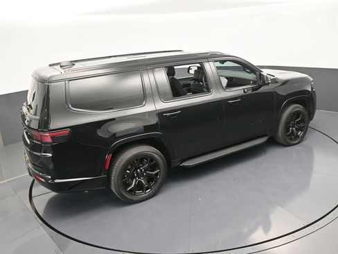 Used 2023 Jeep Wagoneer Series II image 54