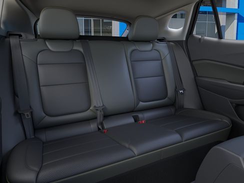 New 2026 Chevrolet Trax ACTIV FWD image 41