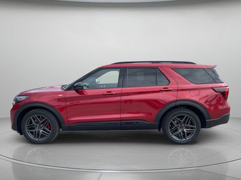 New 2026 Ford Explorer ST-Line w/ ST-Line Street Pack RWD image 6