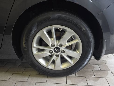 Used 2017 Kia Optima LX FWD image 32