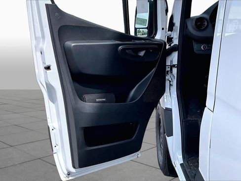 New 2026 Mercedes-Benz Sprinter 2500 image 10