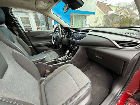 Used 2022 Buick Encore GX Select w/ Experience Buick Package image 39