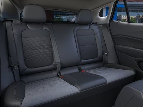 New 2026 Chevrolet Trax LT w/ Driver Confidence Package FWD image 17