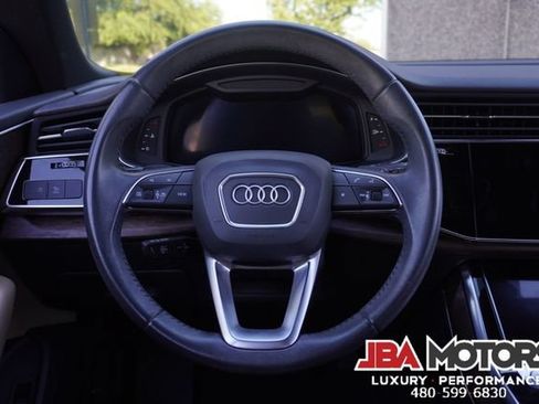 Used 2020 Audi Q8 Premium Plus AWD/4WD image 27