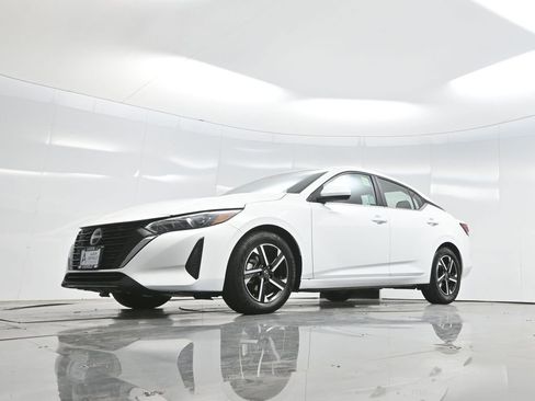 Used 2024 Nissan Sentra SV image 55