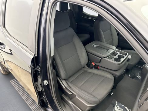 Used 2023 Chevrolet Silverado 1500 LT image 16