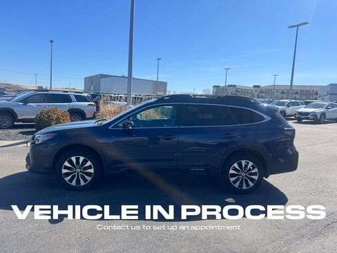 Used 2023 Subaru Outback Limited XT image 6