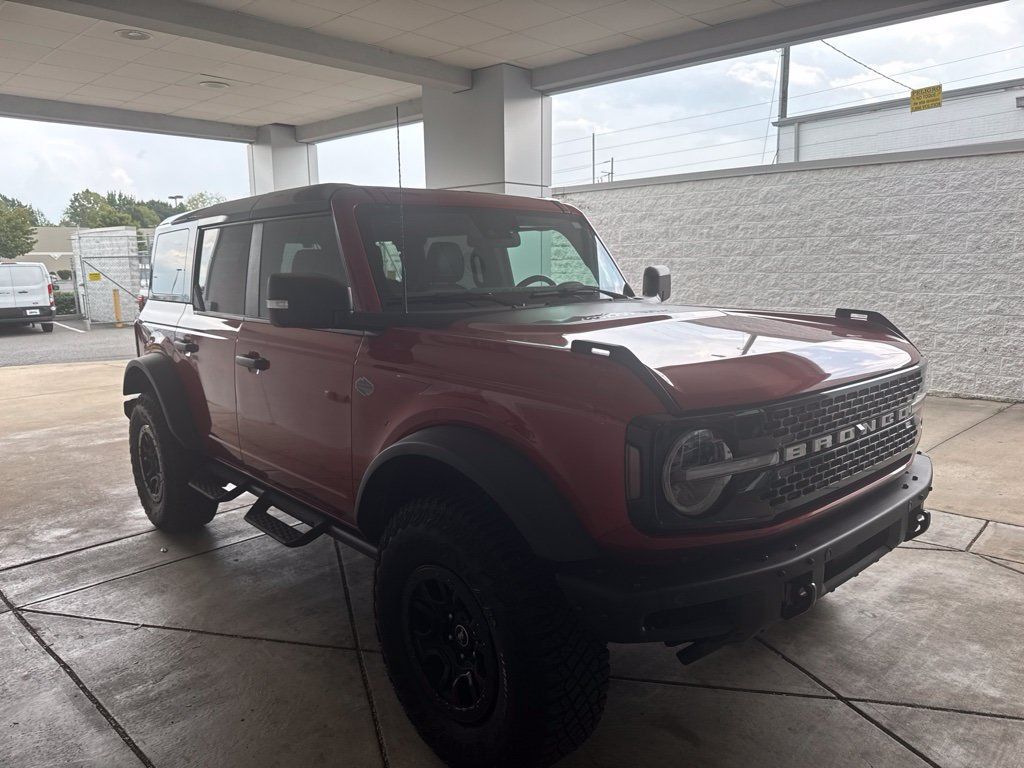 Used 2024 Ford Bronco Wildtrak AWD/4WD image 2