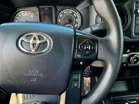 Used 2018 Toyota Tacoma SR w/ SR Convenience Package RWD image 12