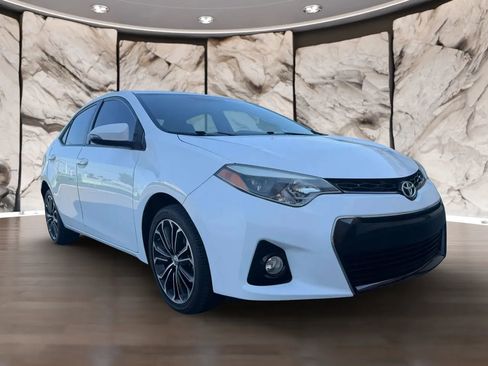 Used 2014 Toyota Corolla S FWD image 3
