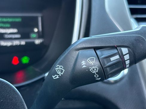 Used 2019 Ford Fusion SE image 32