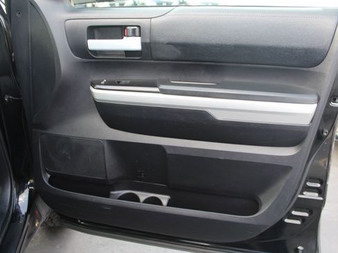 Used 2016 Toyota Tundra SR5 w/ TRD Off Road Package RWD image 20