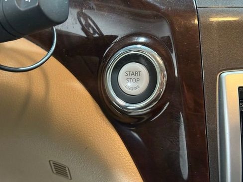 Used 2015 Nissan Quest SL image 18