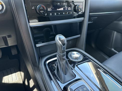 Used 2024 INFINITI QX80 Premium Select w/ Cargo Package AWD/4WD image 23