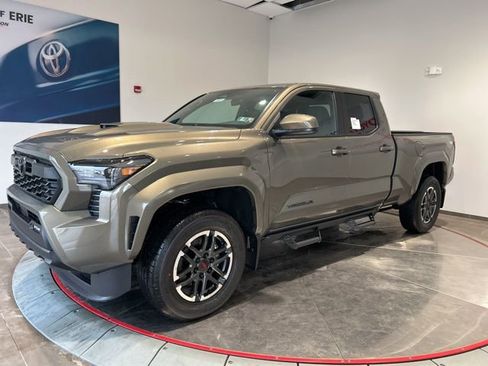 New 2026 Toyota Tacoma TRD Sport AWD/4WD image 2