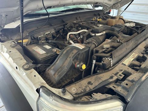 Used 2015 Ford F550 4x4 Crew Cab Super Duty w/ Power Equipment Group image 45