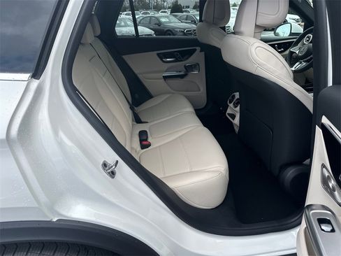 New 2026 Mercedes-Benz GLC 350e 4MATIC image 17