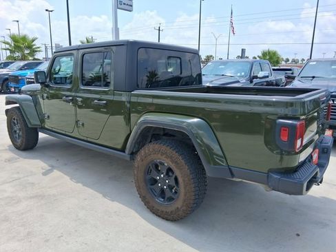 Used 2022 Jeep Gladiator Sport AWD/4WD image 8