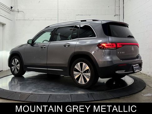 Used 2023 Mercedes-Benz EQB 300 4MATIC w/ Exclusive Package image 6