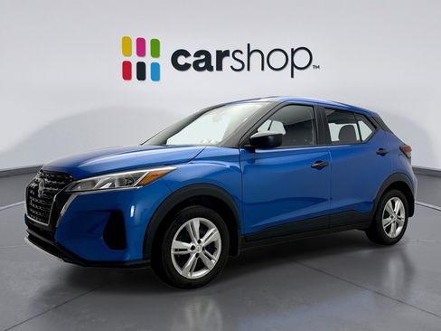 Used 2025 Nissan Kicks Play S image 1