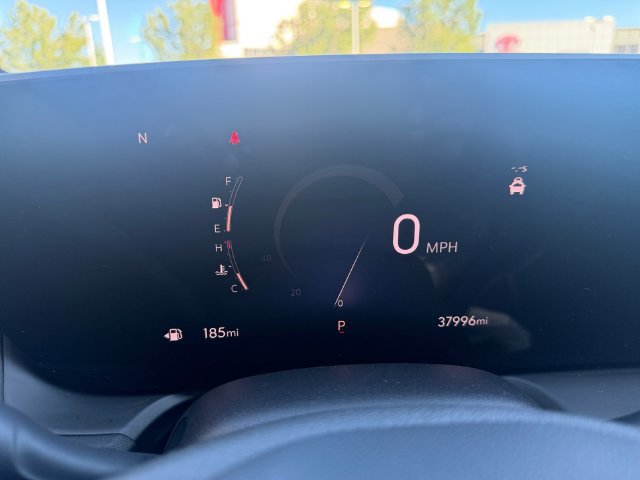 Used 2025 Buick Encore GX Preferred AWD/4WD image 18
