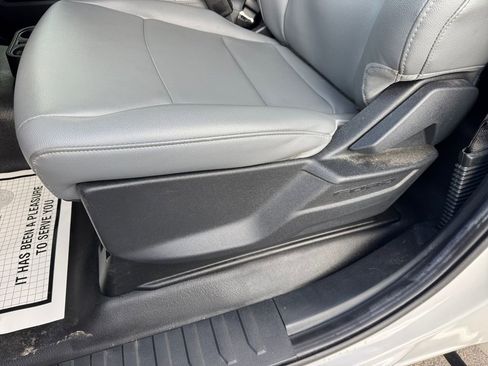 Certified 2023 Ford F150 XL w/ XL Chrome Appearance Package image 25