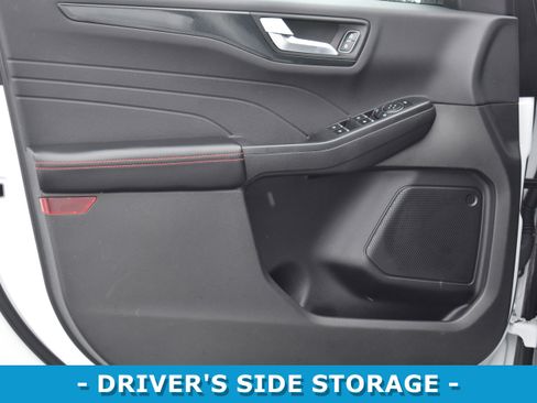 Used 2023 Ford Escape ST-Line image 5