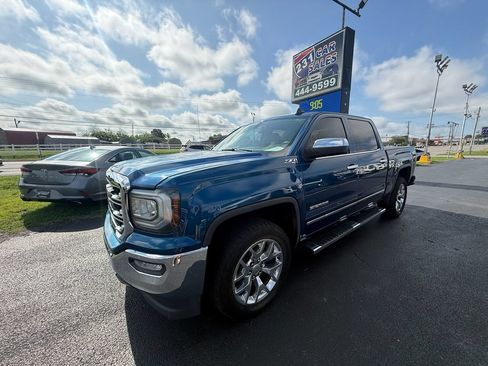 Used 2018 GMC Sierra 1500 SLT w/ SLT Premium Package AWD/4WD image 8
