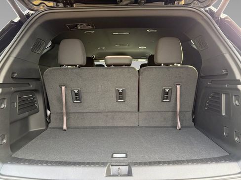 New 2025 Chevrolet Traverse LT w/ Enhanced Driving Package image 23