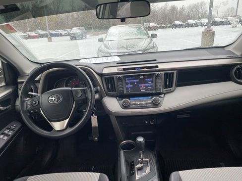 Used 2015 Toyota RAV4 XLE image 8