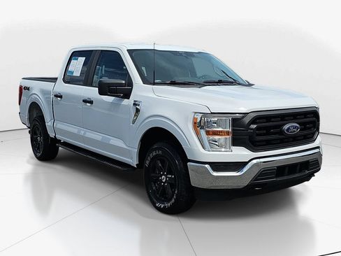 Used 2022 Ford F150 XLT w/ Trailer Tow Package AWD/4WD image 3